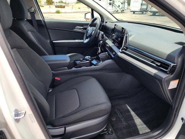 new 2025 Kia Sportage Hybrid car