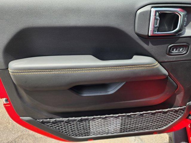 new 2025 Jeep Wrangler car