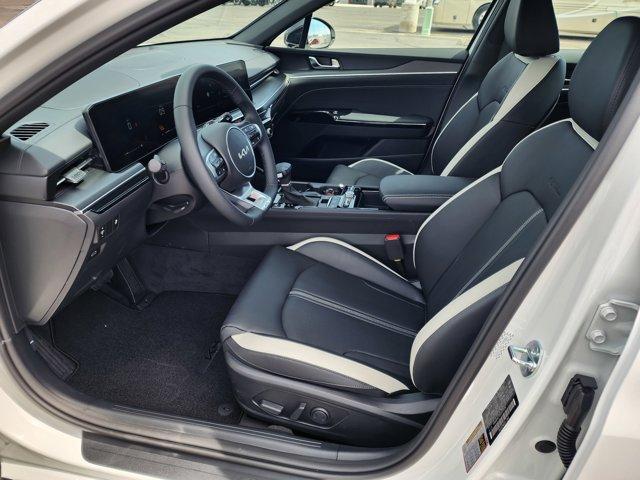 new 2025 Kia K5 car