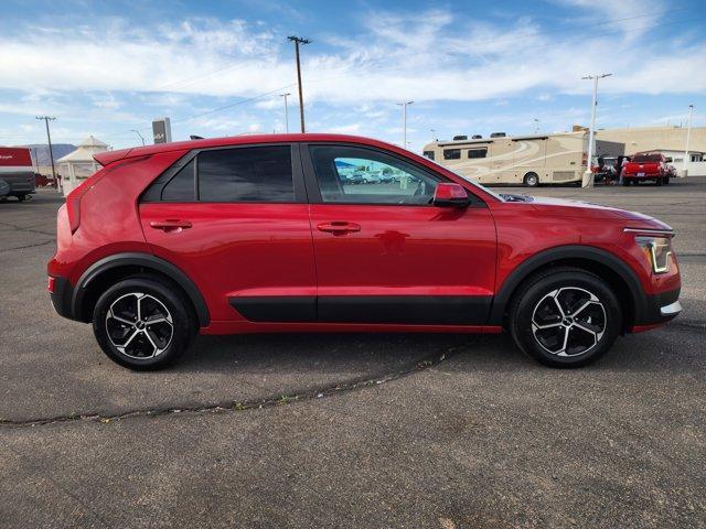 new 2025 Kia Niro car