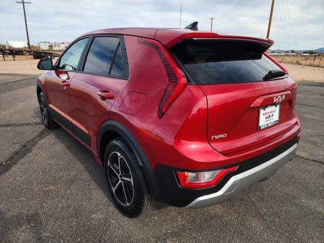 new 2025 Kia Niro car