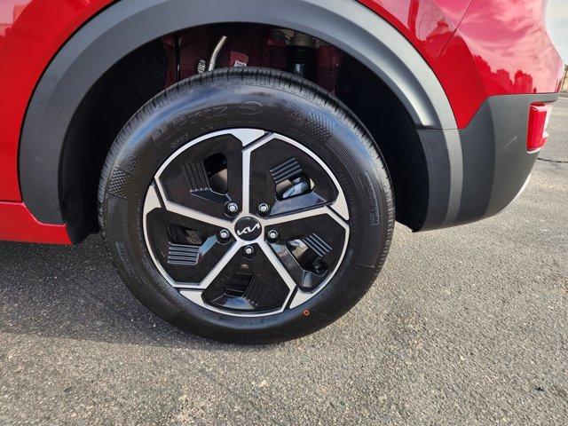 new 2025 Kia Niro car