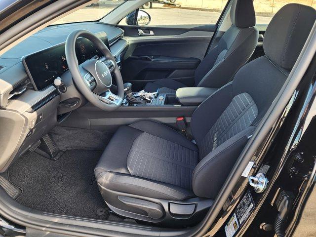 new 2025 Kia K5 car