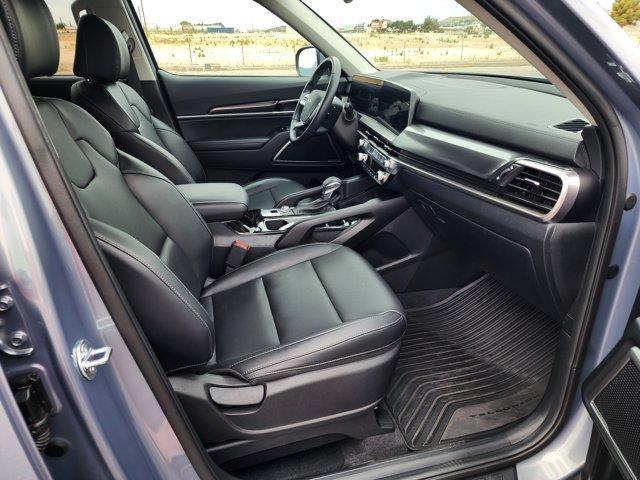 used 2025 Kia Telluride car, priced at $36,564