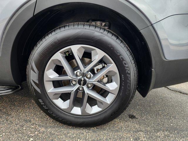 used 2025 Kia Telluride car, priced at $36,564