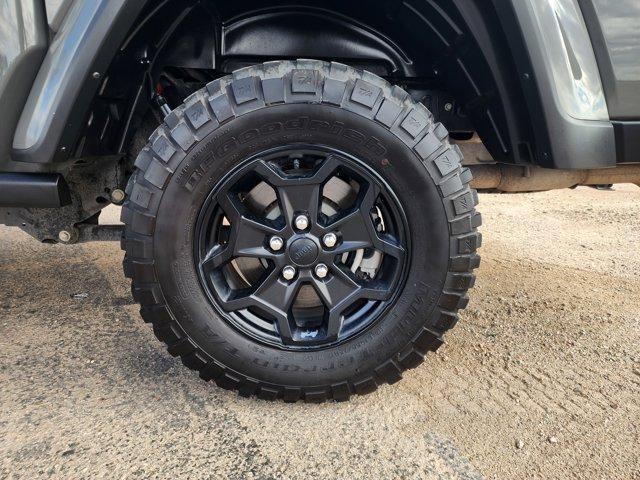 used 2023 Jeep Gladiator car, priced at $36,008