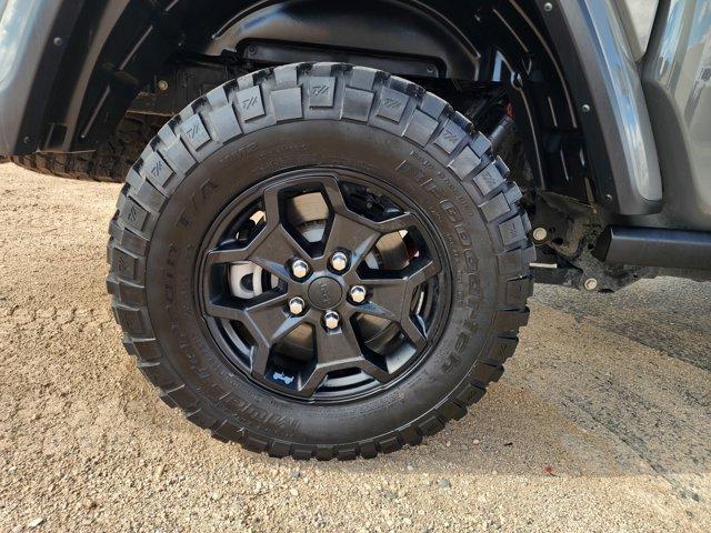 used 2023 Jeep Gladiator car, priced at $36,008