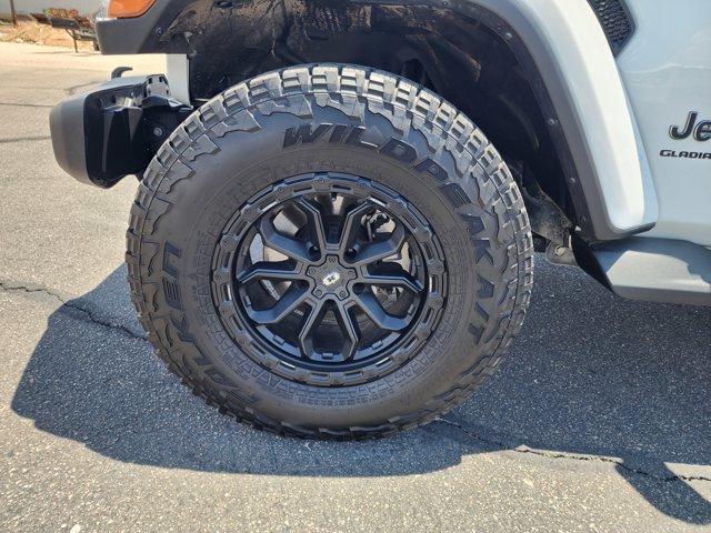 used 2023 Jeep Gladiator car, priced at $37,884