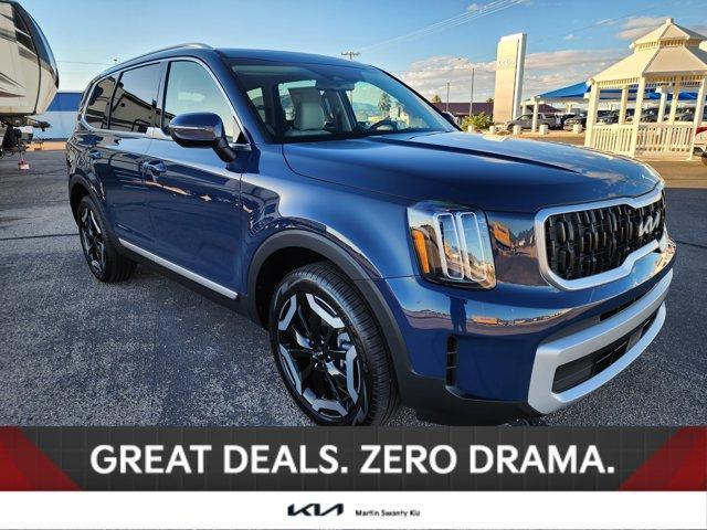new 2025 Kia Telluride car, priced at $47,140