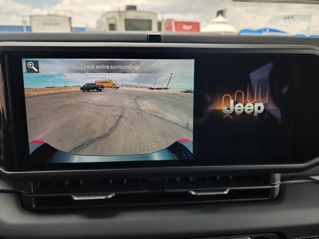 new 2025 Jeep Gladiator car