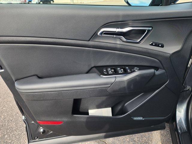 new 2025 Kia Sportage Hybrid car