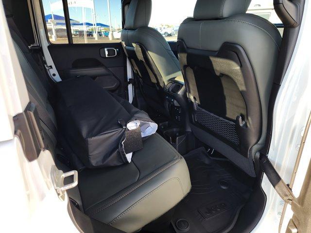 new 2025 Jeep Gladiator car, priced at $60,434