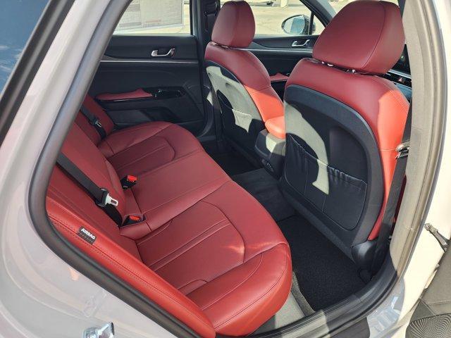 new 2025 Kia K5 car