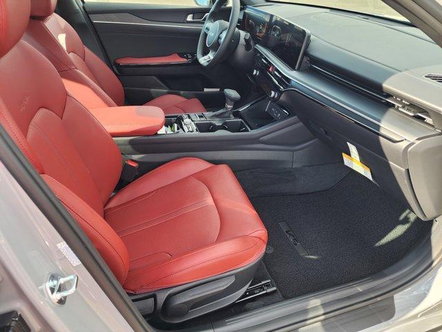 new 2025 Kia K5 car