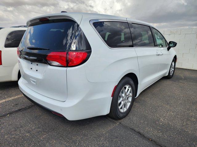 new 2025 Chrysler Voyager car