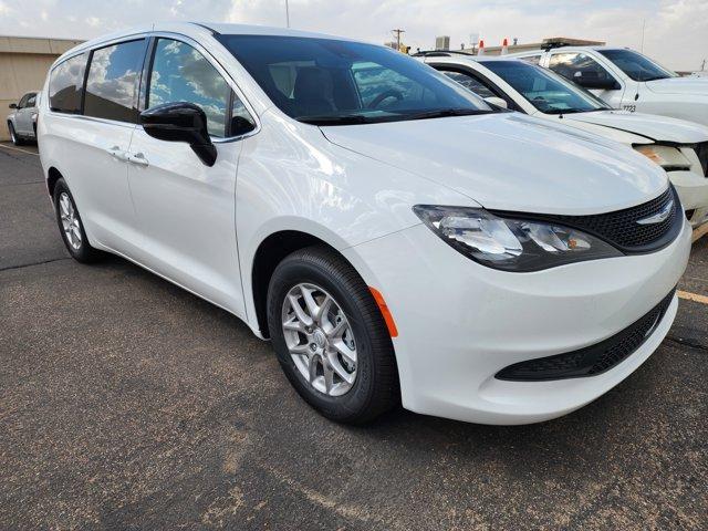 new 2025 Chrysler Voyager car