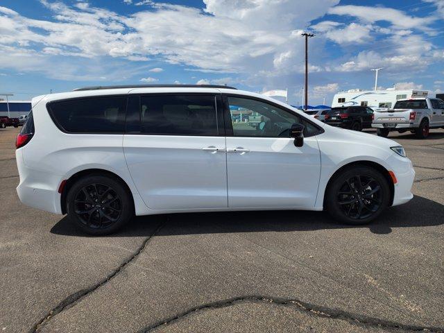 used 2024 Chrysler Pacifica car, priced at $48,967