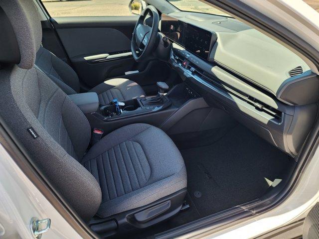 new 2025 Kia K4 car