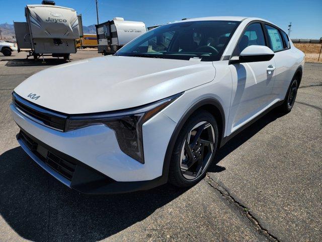 new 2025 Kia K4 car