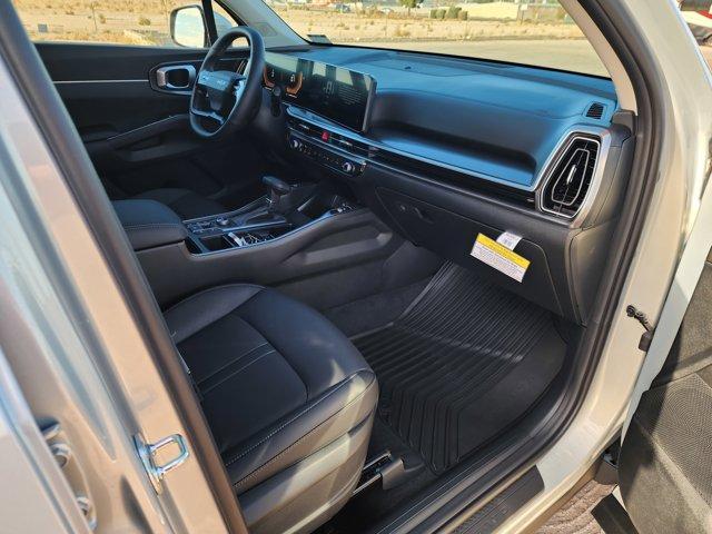 new 2026 Kia Sorento car, priced at $38,920