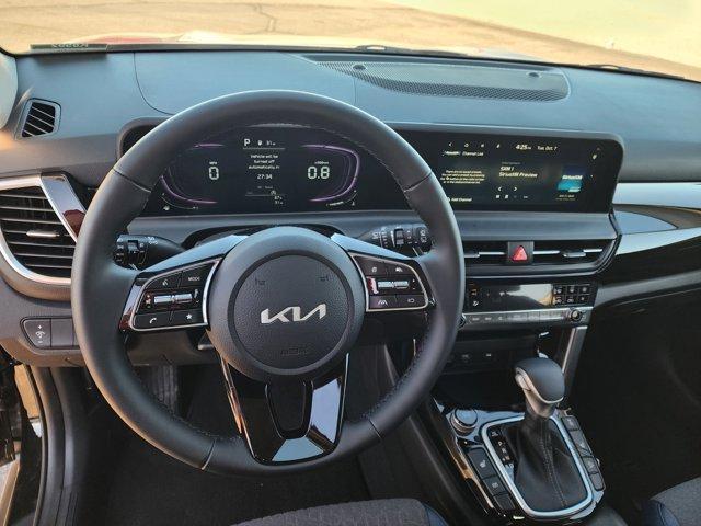 new 2025 Kia Seltos car, priced at $27,710