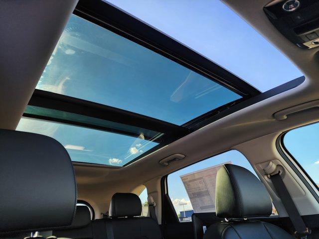 new 2025 Kia Sorento car, priced at $39,895