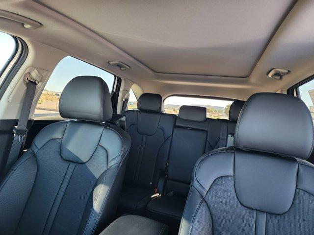 new 2025 Kia Sorento car, priced at $39,895
