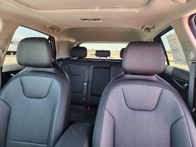 new 2025 Kia Niro car, priced at $35,456