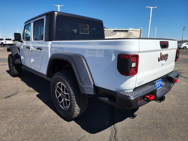 new 2025 Jeep Gladiator car