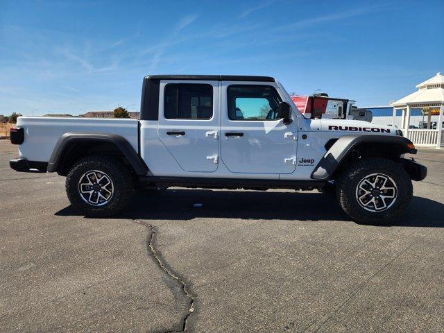 new 2025 Jeep Gladiator car