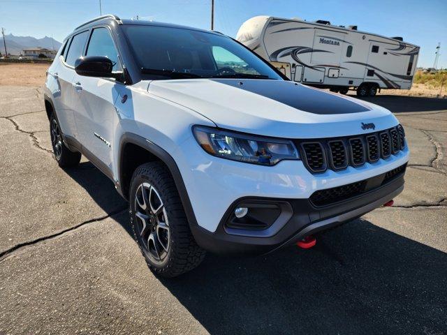 new 2025 Jeep Compass car, priced at $33,990