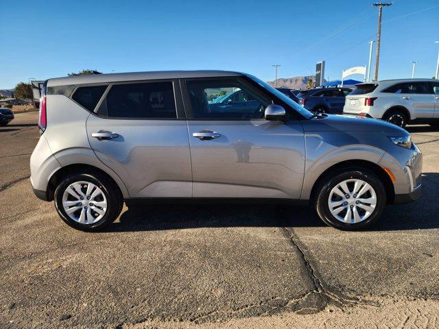 new 2025 Kia Soul car, priced at $20,958