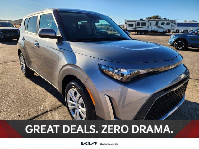 new 2025 Kia Soul car, priced at $20,958