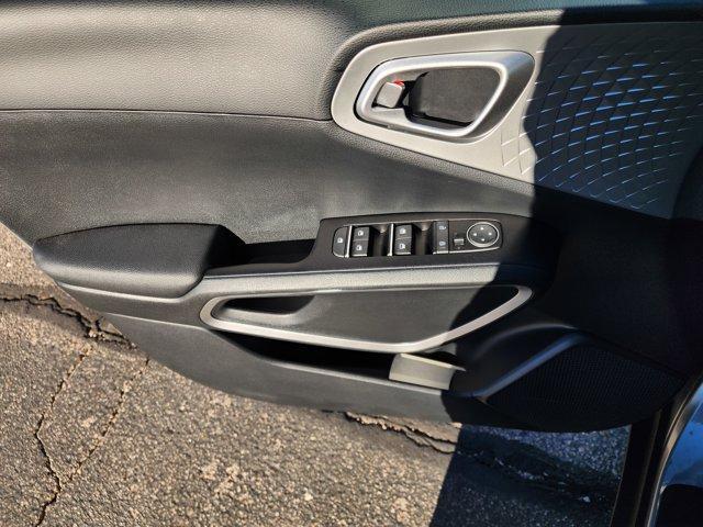 new 2025 Kia Soul car, priced at $20,958