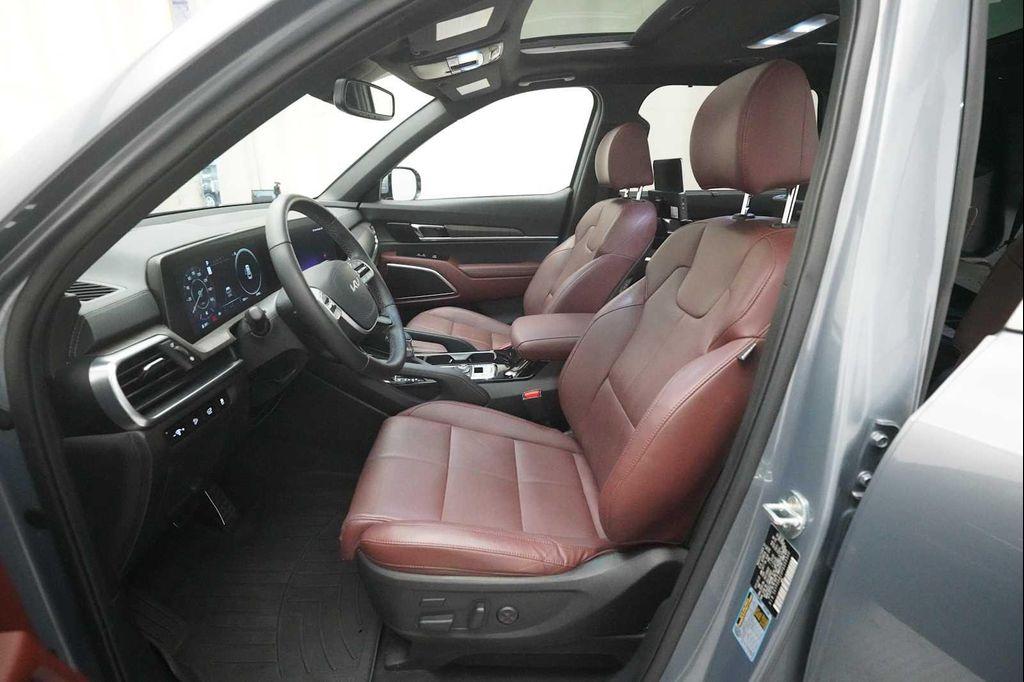 used 2023 Kia Telluride car, priced at $38,000