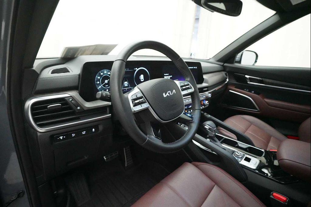 used 2023 Kia Telluride car, priced at $38,000