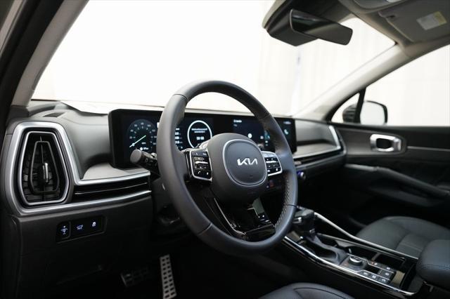 used 2025 Kia Sorento car, priced at $40,584