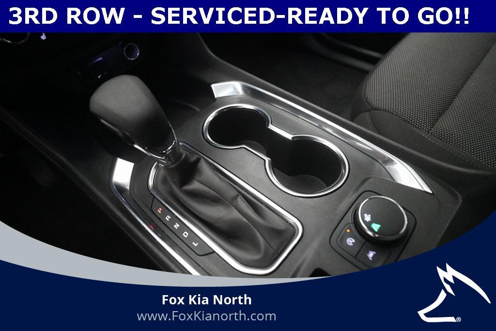 used 2023 Chevrolet Traverse car, priced at $28,995
