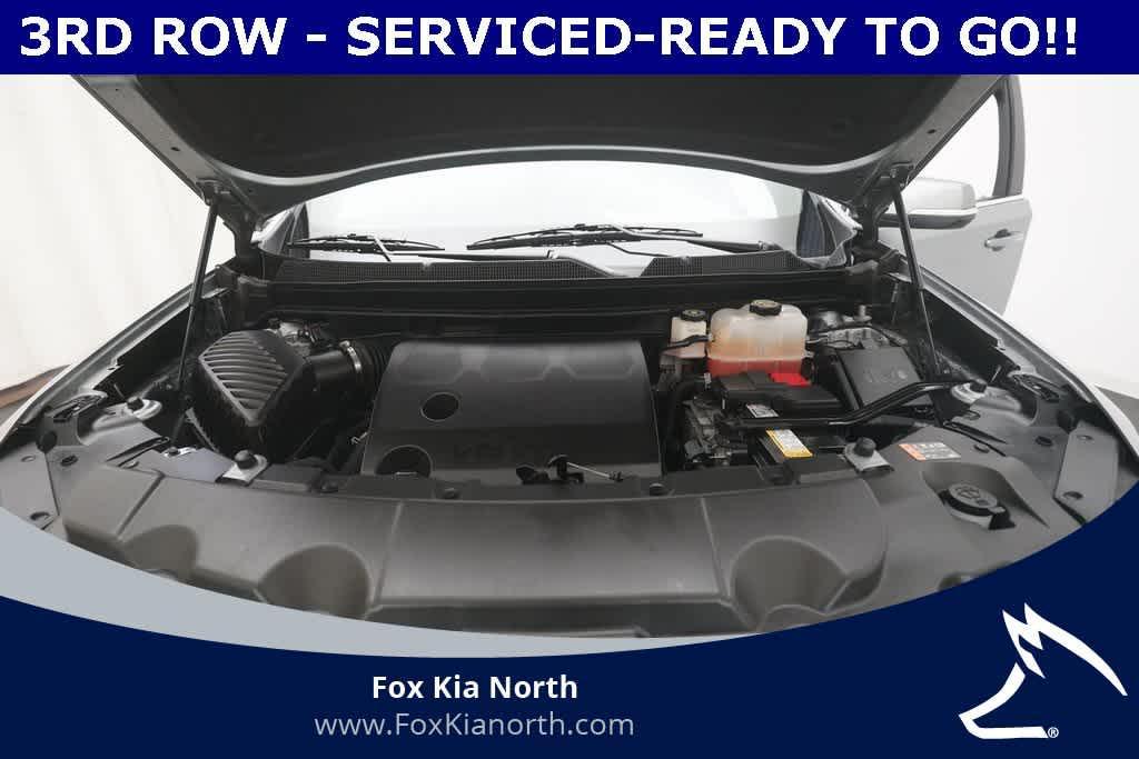 used 2023 Chevrolet Traverse car, priced at $26,783