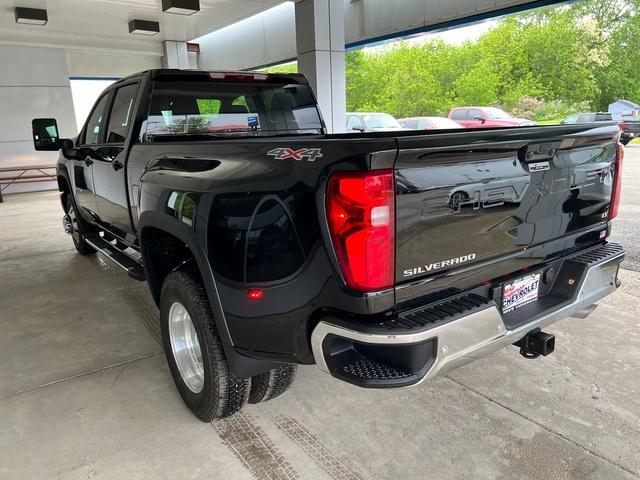 new 2025 Chevrolet Silverado 3500 car, priced at $68,620