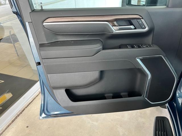 new 2025 Chevrolet Silverado 3500 car, priced at $66,865