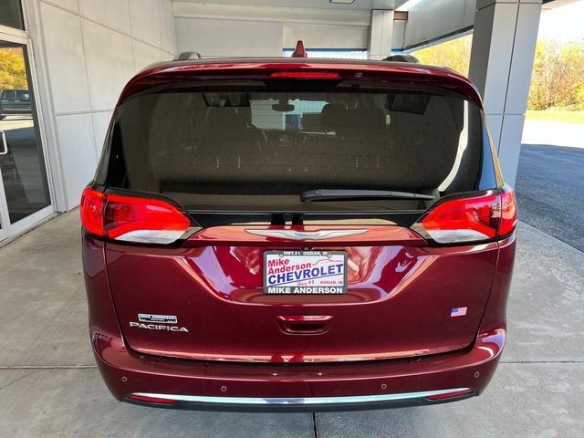 used 2018 Chrysler Pacifica car, priced at $17,995