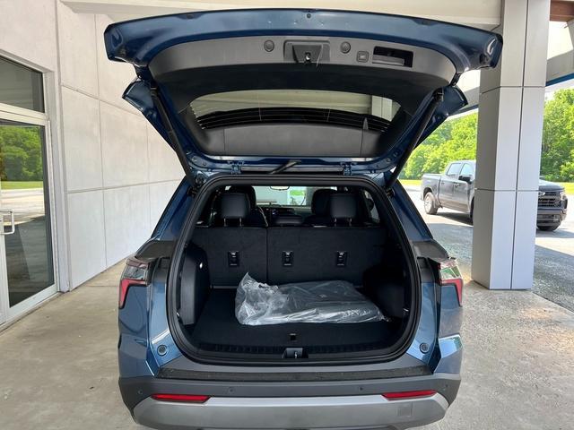 new 2026 Chevrolet Equinox car, priced at $33,280
