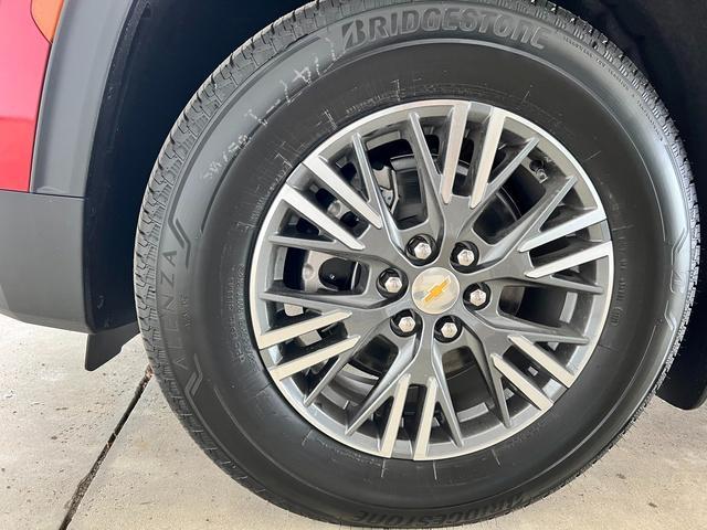 new 2025 Chevrolet Traverse car, priced at $44,775