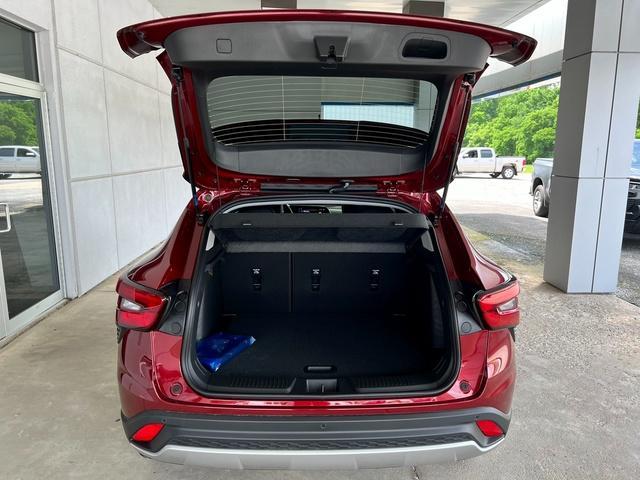new 2025 Chevrolet Trax car, priced at $25,775