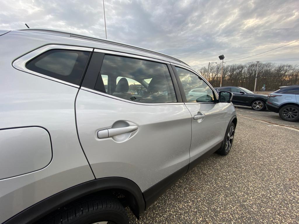 used 2020 Nissan Rogue Sport car, priced at $24,900