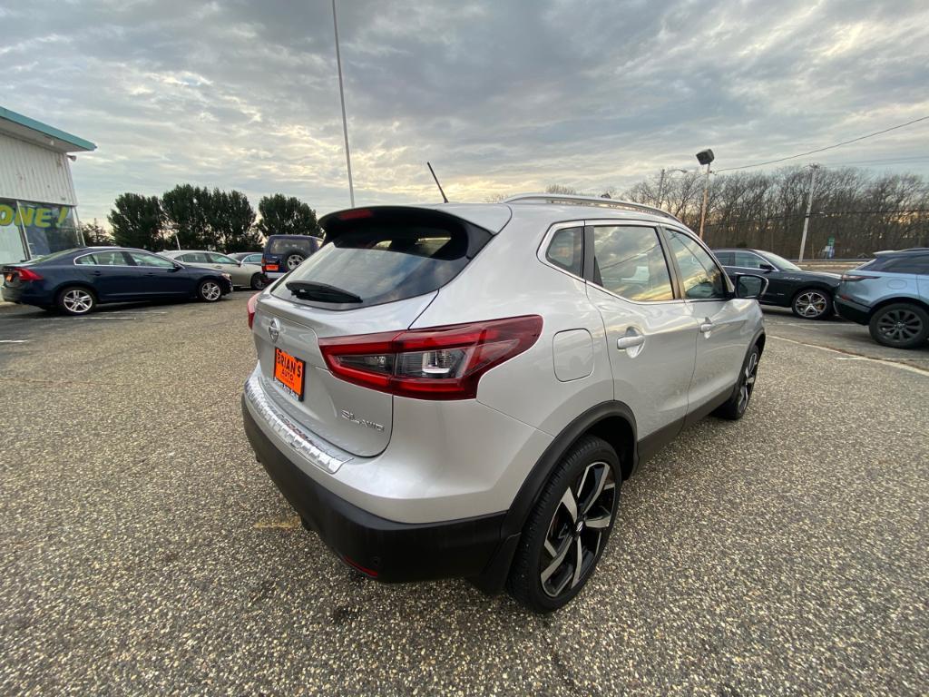 used 2020 Nissan Rogue Sport car, priced at $24,900