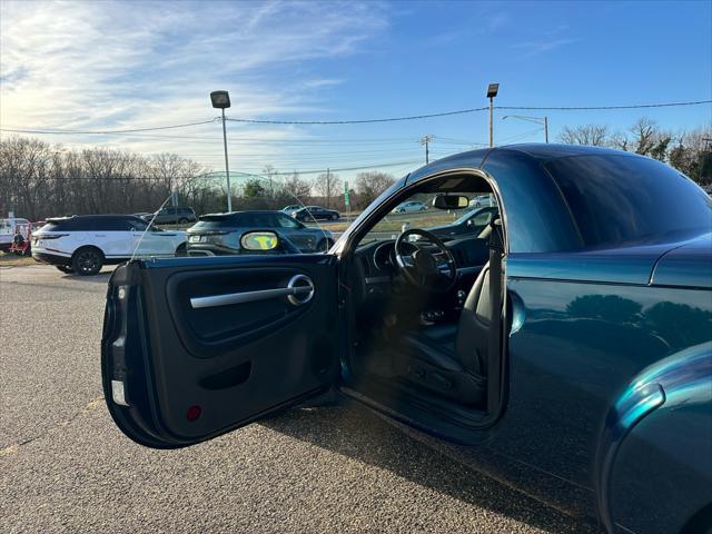 used 2005 Chevrolet SSR car, priced at $29,900