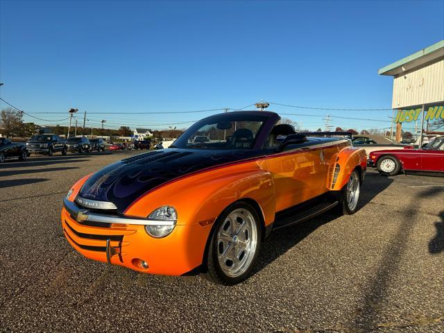 used 2004 Chevrolet SSR car, priced at $36,900