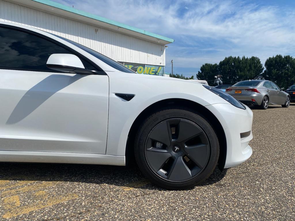 used 2021 Tesla Model 3 car, priced at $39,900